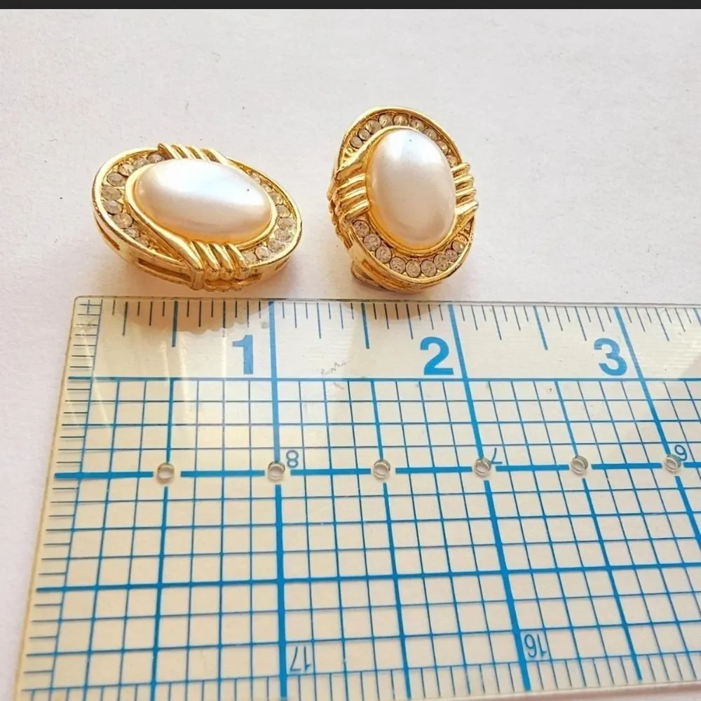 Vintage Gold Tone Faux Pearl Clip Earrings Rhinestone Accent 80s 90s Wedding